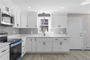 138 Glenbridge Ave, Providence, RI 02909 - Photo 8
