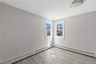 138 Glenbridge Ave, Providence, RI 02909 - Photo 10