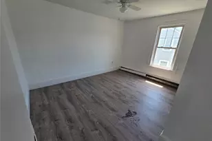 471 Providence St, Woonsocket, RI 02895 - Photo 6
