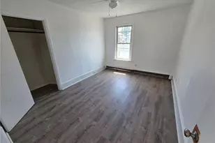 471 Providence St, Woonsocket, RI 02895 - Photo 8