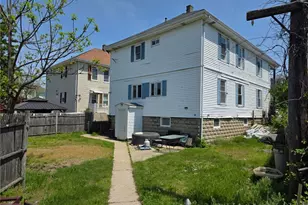 471 Providence St, Woonsocket, RI 02895 - Photo 2