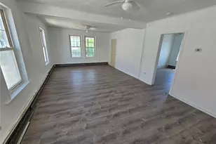 471 Providence St, Woonsocket, RI 02895 - Photo 4
