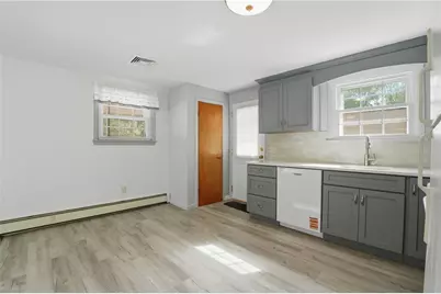 153 Falcon Avenue, Warwick, RI 02888 - Photo 22