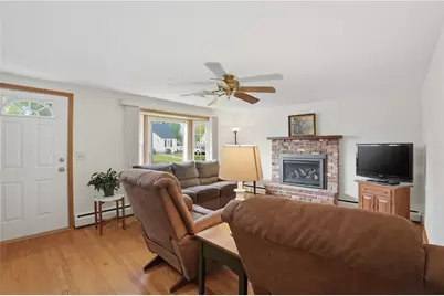 153 Falcon Avenue, Warwick, RI 02888 - Photo 6