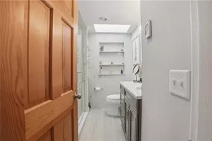 153 Falcon Ave, Warwick, RI 02888 - Photo 16