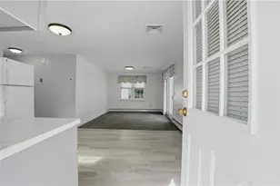 153 Falcon Ave, Warwick, RI 02888 - Photo 20