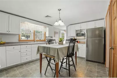 153 Falcon Avenue, Warwick, RI 02888 - Photo 6