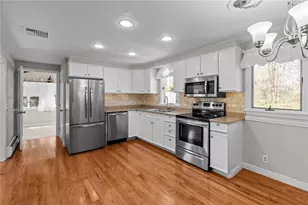 5 Sunnyside Dr, Westerly, RI 02891 - Photo 16