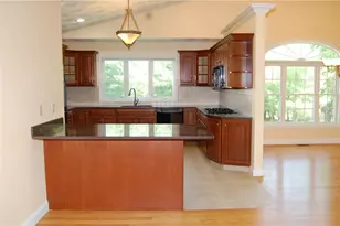 8 Sweet Corn Dr, Cranston, RI 02921 - Photo 8