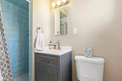 132 Ruggles Avenue, Newport, RI 02840 - Photo 16