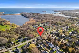 132 Ruggles Ave, Newport, RI 02840 - Photo 26