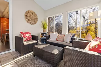 132 Ruggles Avenue, Newport, RI 02840 - Photo 10