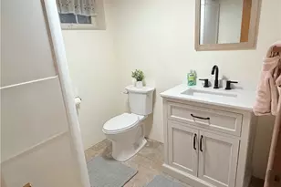 40 Heroux Blvd, Cumberland, RI 02864 - Photo 34