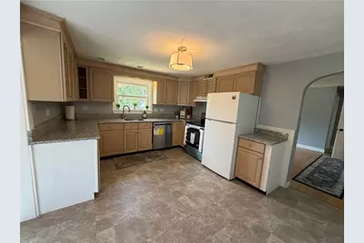 40 Heroux Boulevard, Cumberland, RI 02864 - Photo 6