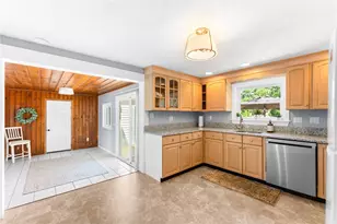 40 Heroux Blvd, Cumberland, RI 02864 - Photo 12