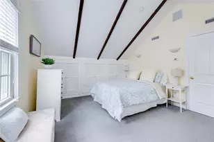40 Holland St, Newport, RI 02840 - Photo 16