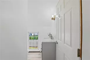 40 Jackson Ave, East Providence, RI 02915 - Photo 32