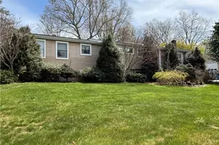 1 Edgewood Ave, Hopkinton, RI 02804 - Photo 2
