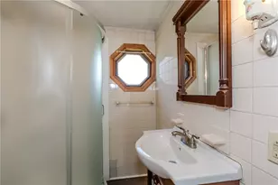 29 Anthony St, Coventry, RI 02816 - Photo 14