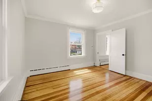 8 Champlin St, Newport, RI 02840 - Photo 24