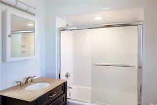 143 Main Rd, Tiverton, RI 02878 - Photo 12