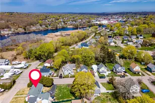 70 Margin St, Westerly, RI 02891 - Photo 4