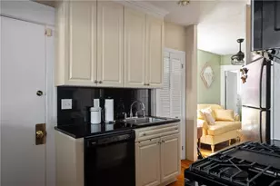 8 Blackstone Blvd, Providence, RI 02906 - Photo 8
