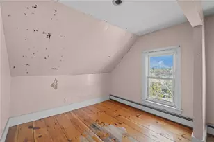 98 Andem St, Providence, RI 02909 - Photo 32