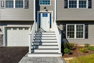 3 June Ct, West Warwick, RI 02816 - Photo 2