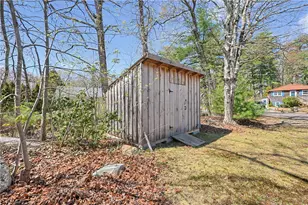 18 Adelaide Ave, Smithfield, RI 02917 - Photo 6