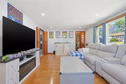 18 Adelaide Avenue, Smithfield, RI 02917 - Photo 16