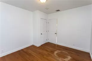 20 W View St, Warwick, RI 02889 - Photo 14