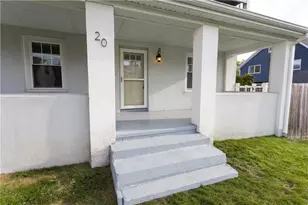 20 W View St, Warwick, RI 02889 - Photo 4