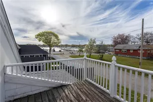 20 W View St, Warwick, RI 02889 - Photo 28