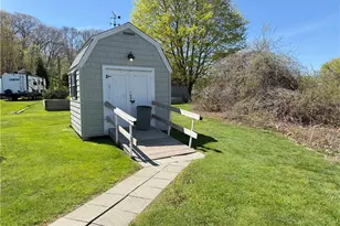 36 Lawrence Ct, Tiverton, RI 02878 - Photo 10