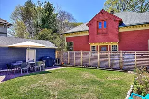 250 Butler Ave, Providence, RI 02906 - Photo 26