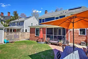 250 Butler Ave, Providence, RI 02906 - Photo 28