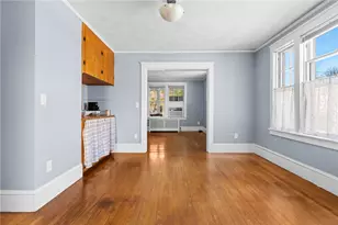 105 Shirley Blvd, Cranston, RI 02910 - Photo 22