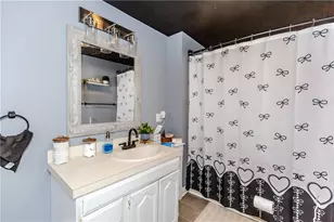 253 Waterman Ave, Smithfield, RI 02917 - Photo 14