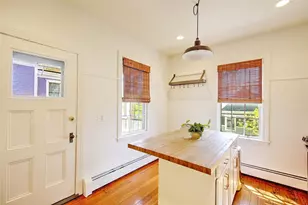 152 Congdon St, Providence, RI 02906 - Photo 14
