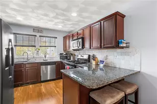 59 Red Brook Ln, West Warwick, RI 02893 - Photo 8