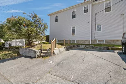 1609 Elmwood Avenue, Cranston, RI 02910 - Photo 10