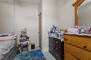 1609 Elmwood Ave, Cranston, RI 02910 - Photo 8