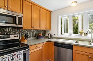 110 Phillips Rd, East Greenwich, RI 02818 - Photo 14