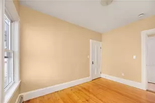 34 Hancock St, Pawtucket, RI 02860 - Photo 14