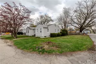 80 Russe St, Cranston, RI 02910 - Photo 6