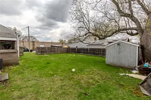 80 Russe St, Cranston, RI 02910 - Photo 24