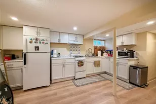 104 Bates St, Pawtucket, RI 02861 - Photo 20