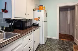 104 Bates St, Pawtucket, RI 02861 - Photo 32