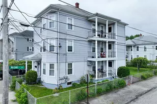 104 Bates St, Pawtucket, RI 02861 - Photo 6